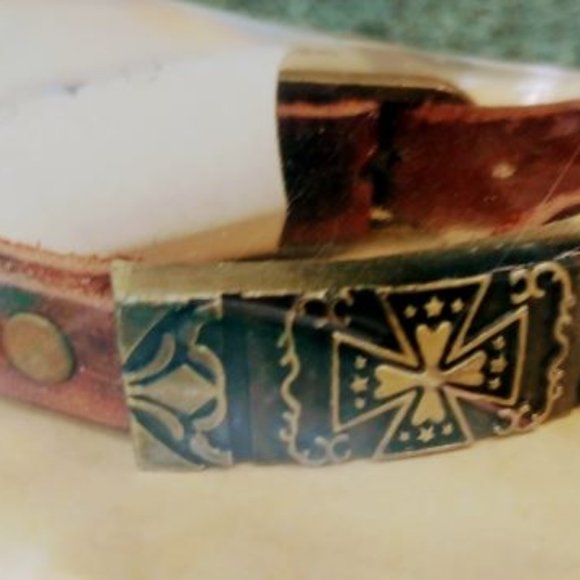 Studded Cross Leather Diffuser Bracelet - Picture 1 of 1